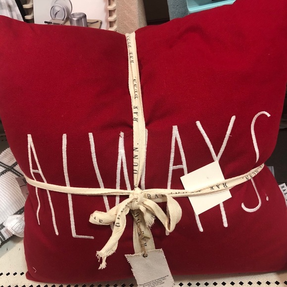 Rae Dunn Valentine’s Day pillow set ( VHTF) SOLD - Picture 2 of 2